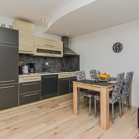 Apartmani Sanja Vir Exterior photo