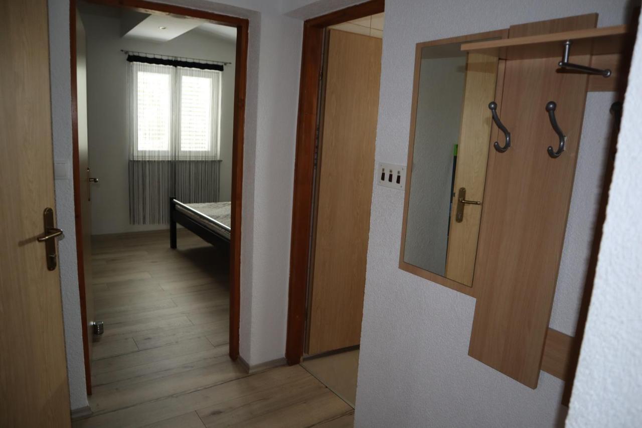 Apartmani Sanja Vir Exterior photo