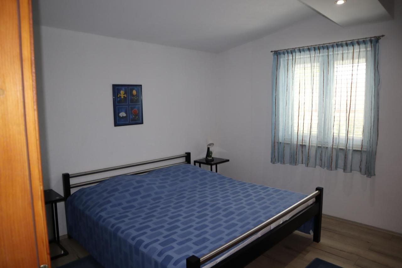 Apartmani Sanja Vir Exterior photo